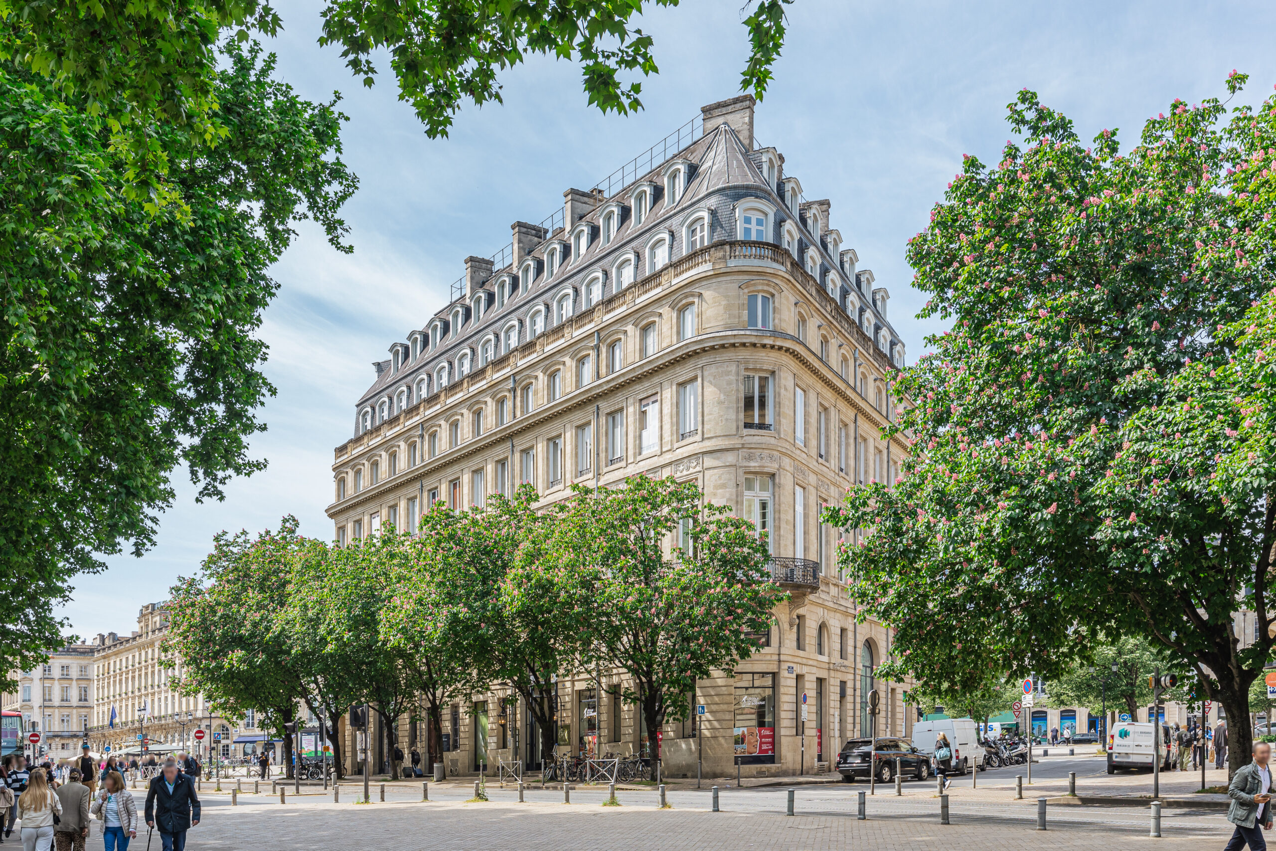 Immeuble haussmannien Bordeaux — photographie architecture extérieure