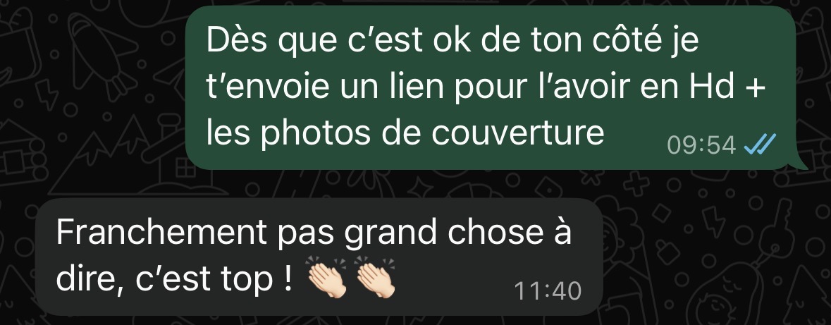 Capture d'écran conversation client — retour positif photos